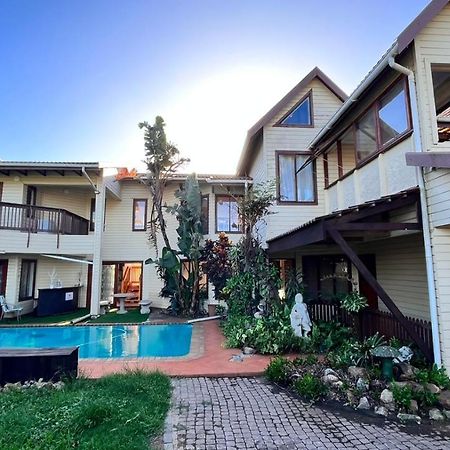 The Wood House Hotel Емпангени Екстериор снимка