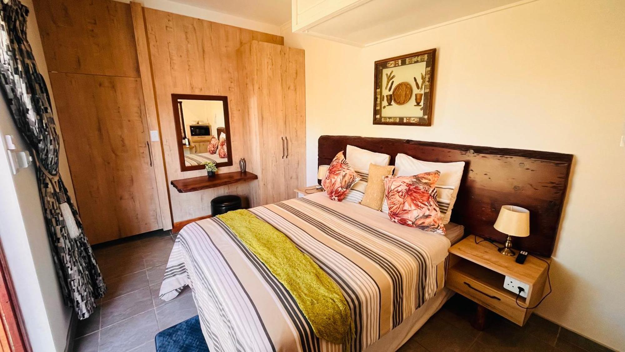The Wood House Hotel Емпангени Екстериор снимка
