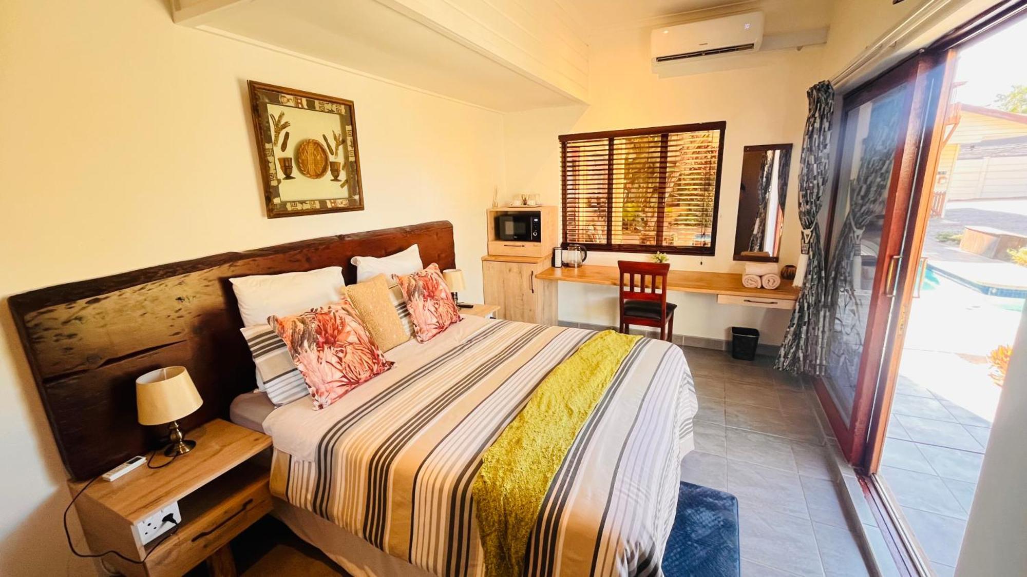 The Wood House Hotel Емпангени Екстериор снимка