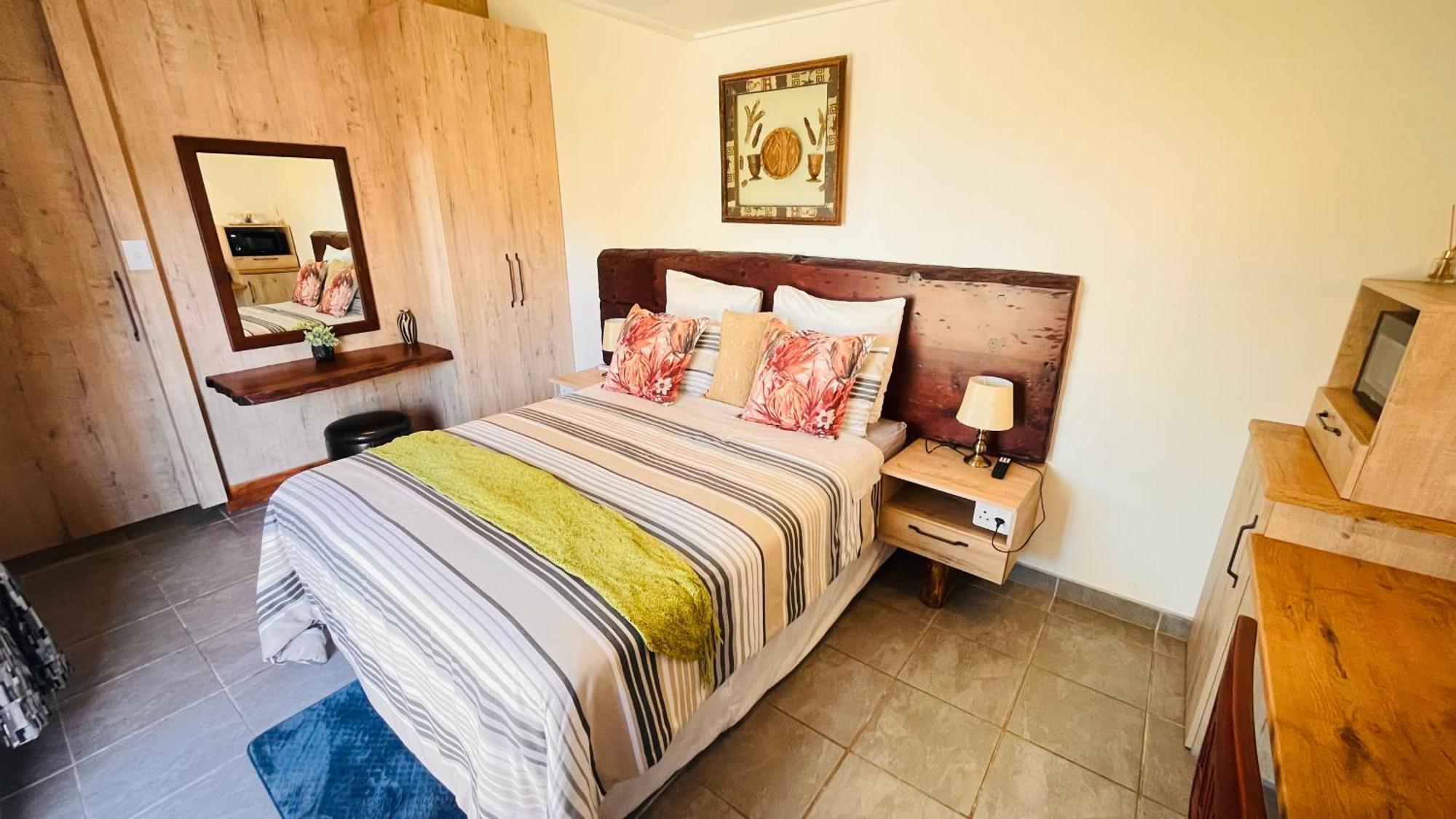 The Wood House Hotel Емпангени Екстериор снимка